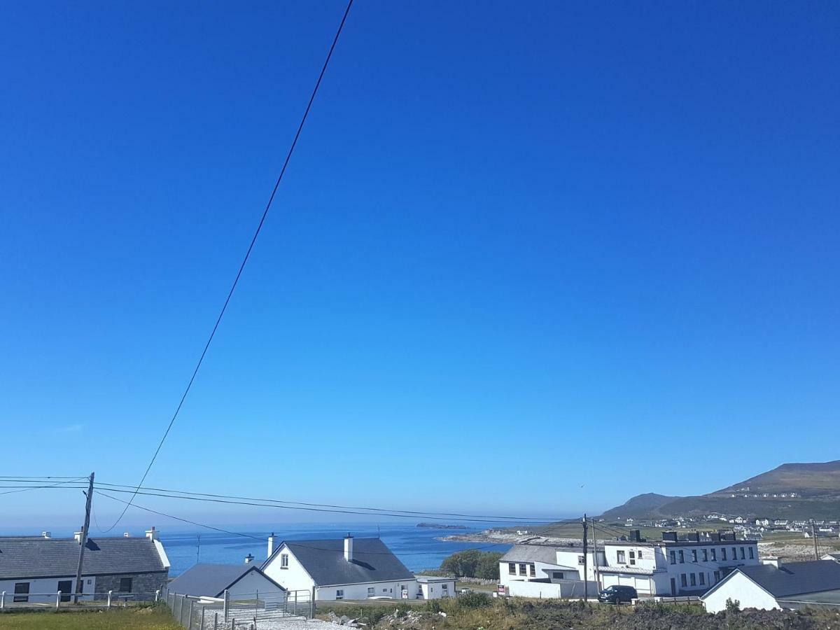 Wild Atlantic Way Cottage Dooagh Exterior foto